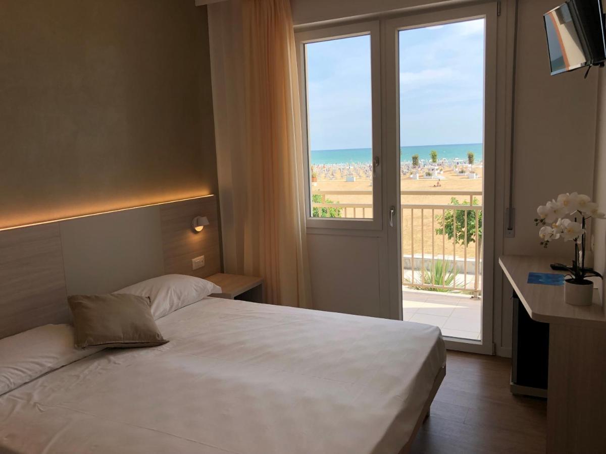 Hotel Karibe Bibione Zewnętrze zdjęcie